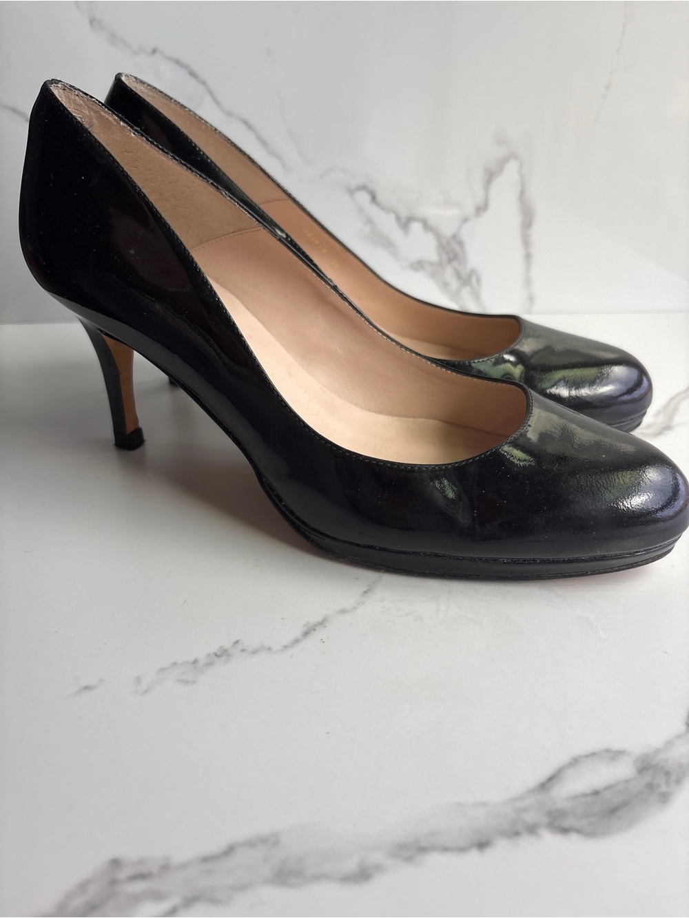 L.K.Bennett sz 8 Black Patent Leather Platform Heels Pumps 3” almond toe